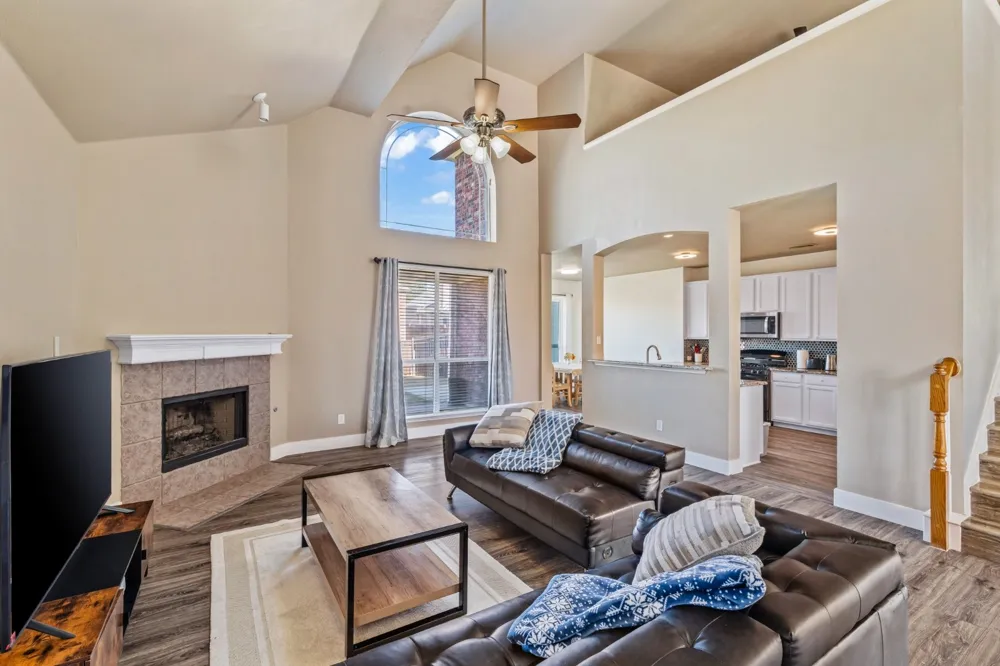 1464 Summerhill Drive Carrollton, TX 75007