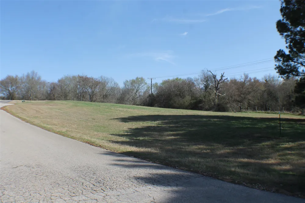 Lago Vista Drive Athens, TX 75752