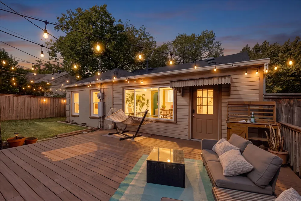 1732 S Edgefield Avenue Dallas, TX 75224