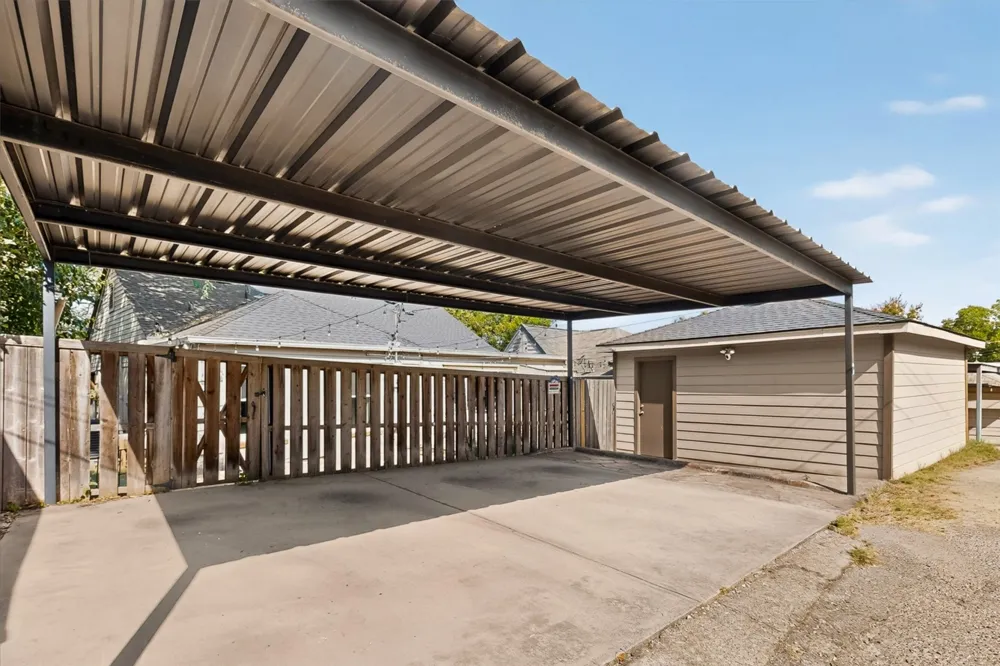 1732 S Edgefield Avenue Dallas, TX 75224