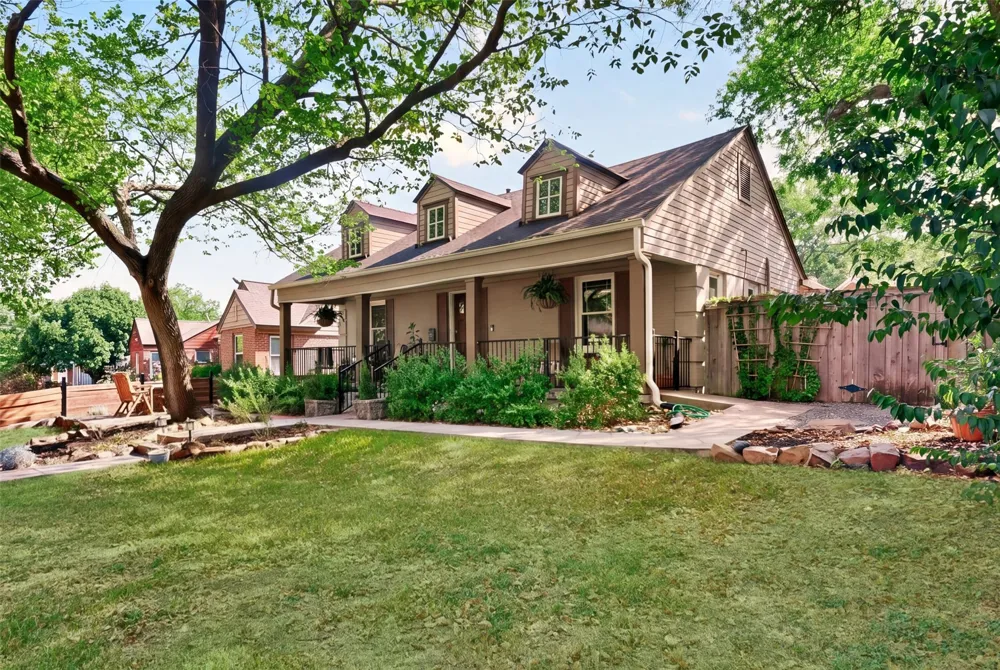 1732 S Edgefield Avenue Dallas, TX 75224