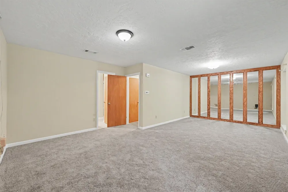 5188 Old Castle Way Conroe, TX 77304