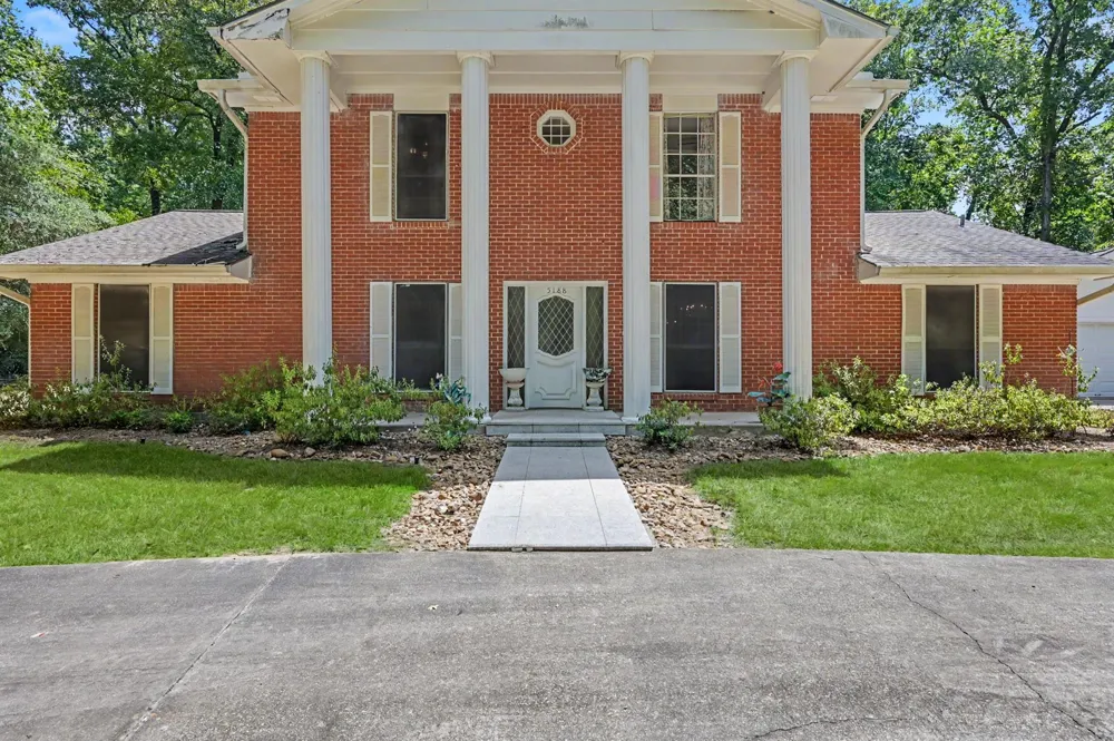 5188 Old Castle Way Conroe, TX 77304
