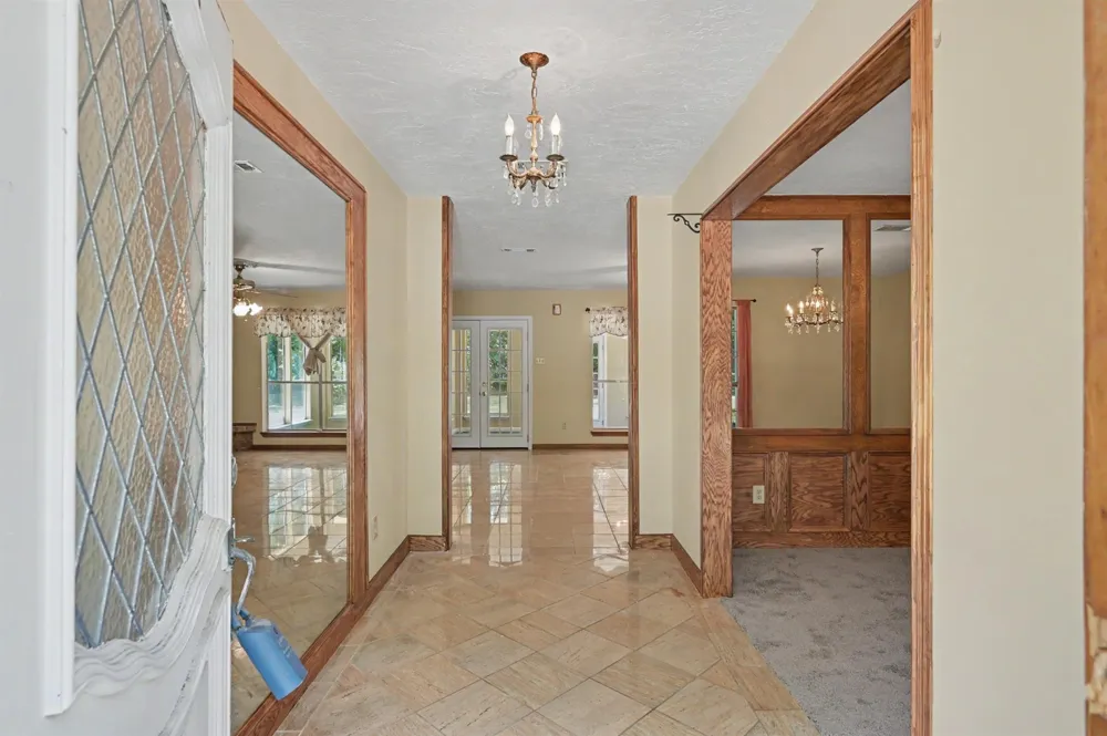 5188 Old Castle Way Conroe, TX 77304