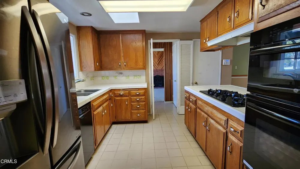 1110 Ivywood Drive Oxnard, CA 93030