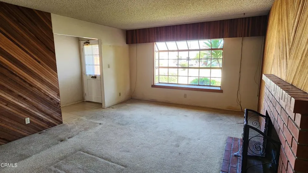 1110 Ivywood Drive Oxnard, CA 93030
