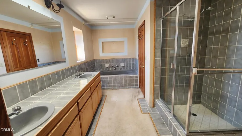 1110 Ivywood Drive Oxnard, CA 93030