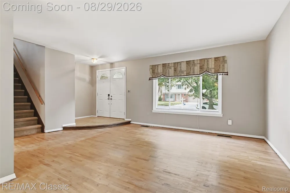 9347 Westbury Avenue Plymouth Charter Township, MI 48170