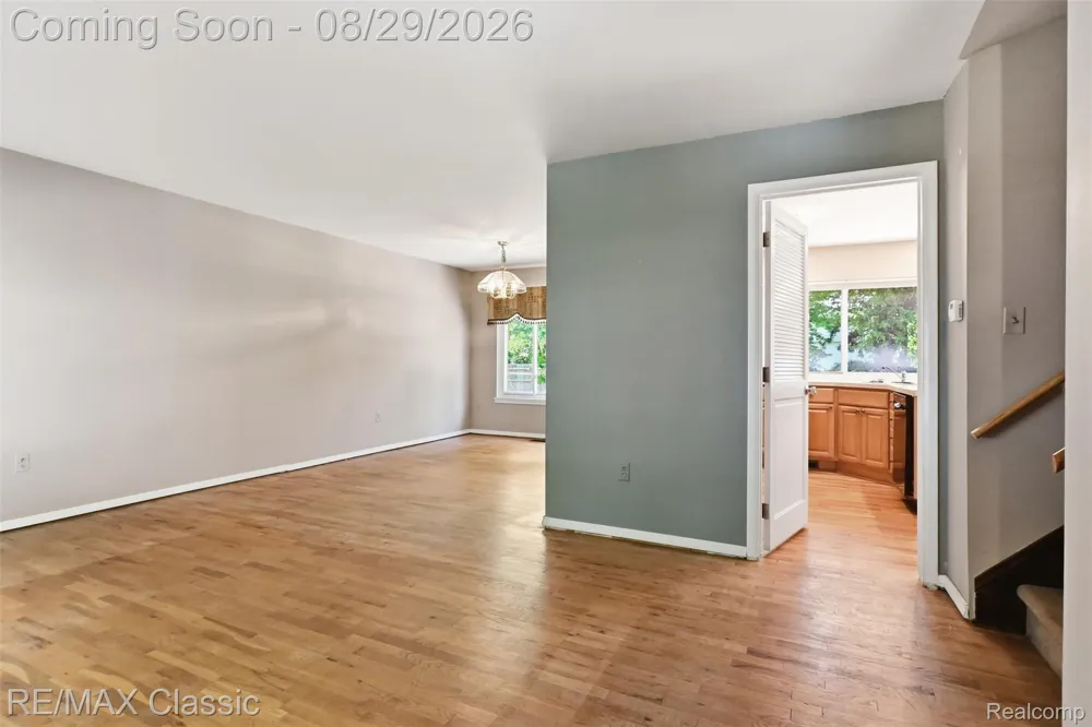9347 Westbury Avenue Plymouth Charter Township, MI 48170