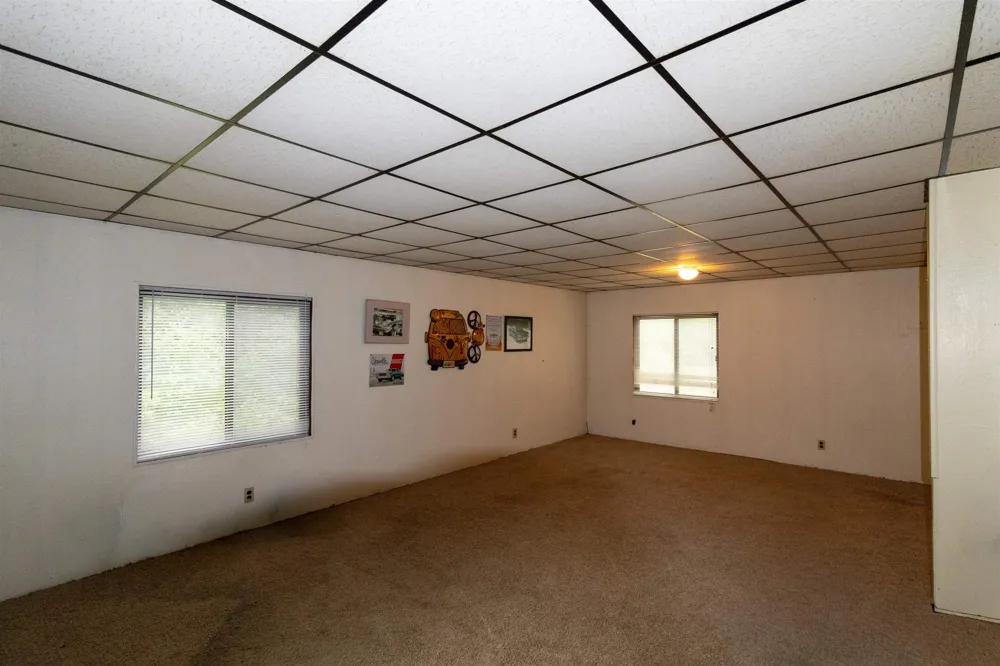 3759 S Loomis Road Chippewa Township, MI 48858