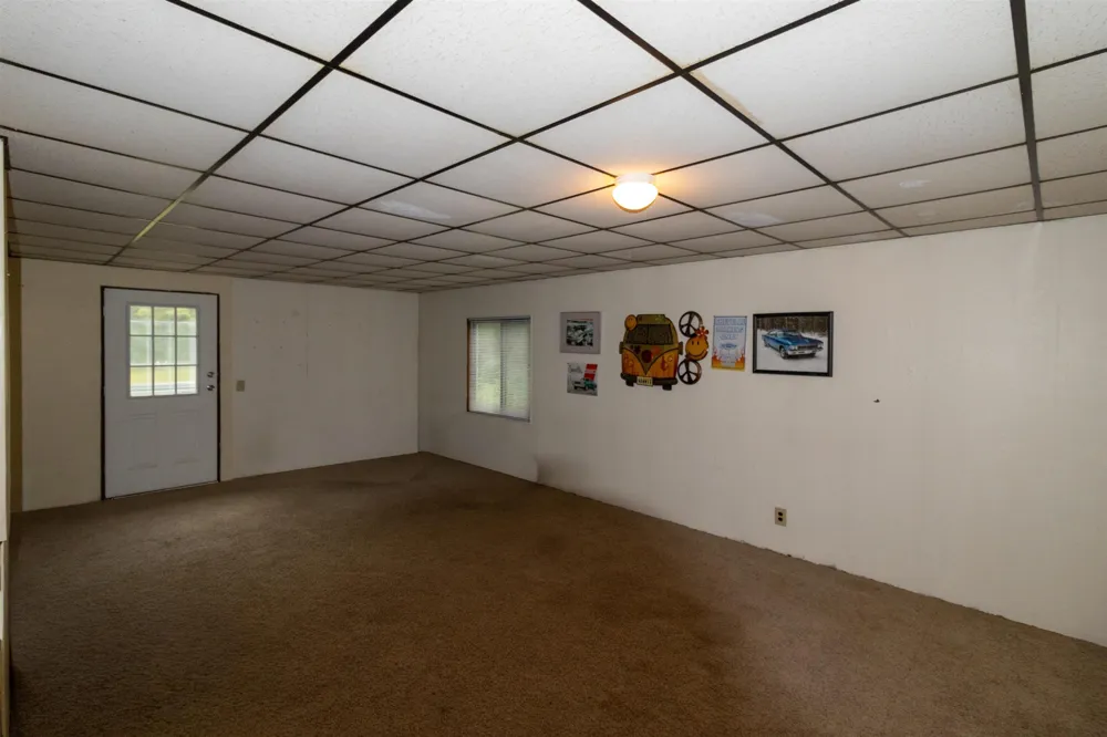 3759 S Loomis Road Chippewa Township, MI 48858