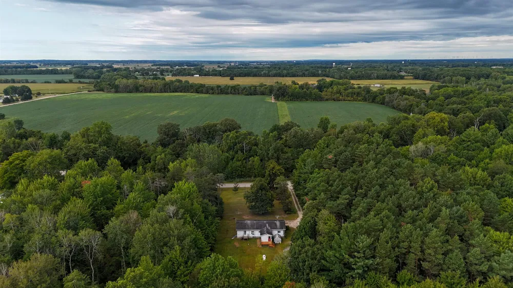 3759 S Loomis Road Chippewa Township, MI 48858