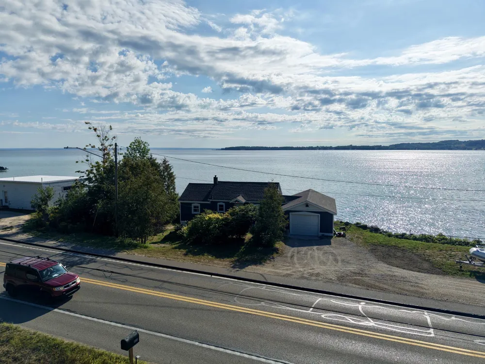 800 St Joseph Street Suttons Bay Township, MI 49682