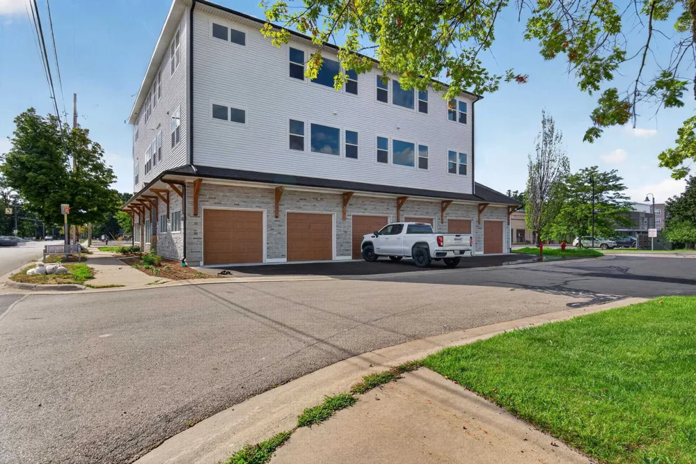 1109 S Carver Street Traverse City City, MI 49686