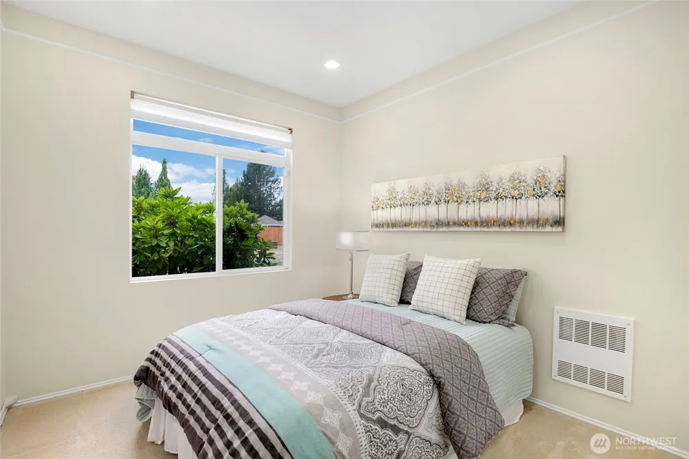 595 241st Lane SE Sammamish, WA 98074
