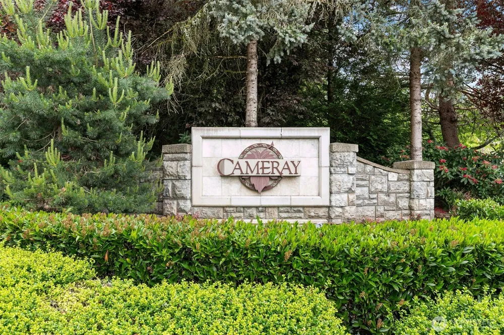 595 241st Lane SE Sammamish, WA 98074