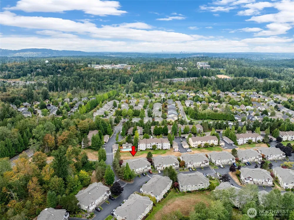 595 241st Lane SE Sammamish, WA 98074