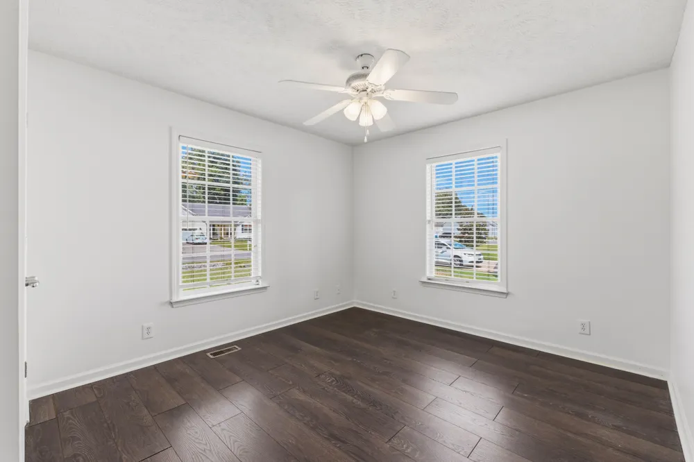 913 Indian Springs Cir Manchester, TN 37355