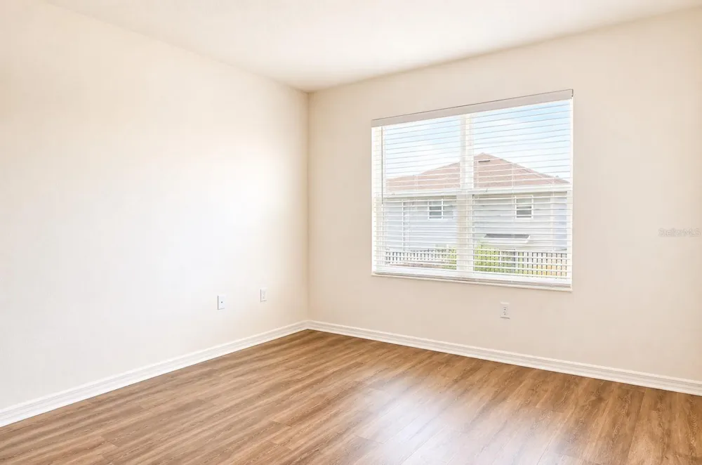 2132 SILVER BROOK WAY Davenport, FL 33837