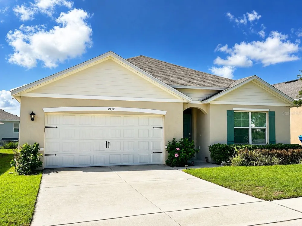 2132 SILVER BROOK WAY Davenport, FL 33837