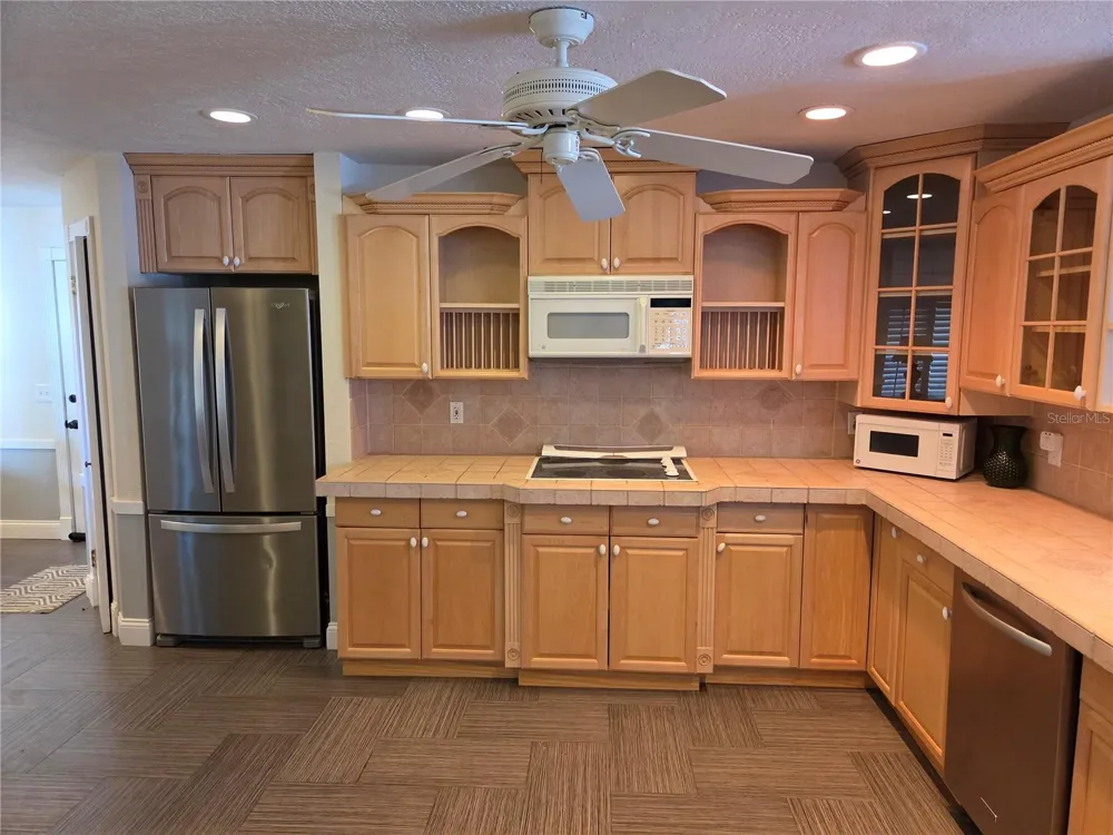 1132 RIDGE DRIVE Palm Harbor, FL 34683