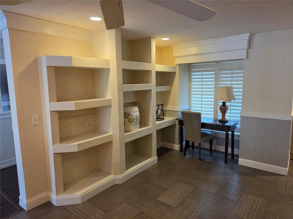 1132 RIDGE DRIVE Palm Harbor, FL 34683