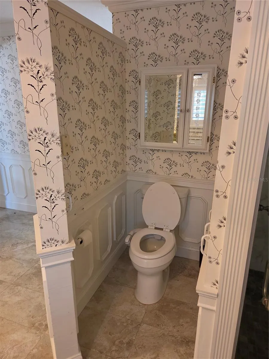 1132 RIDGE DRIVE Palm Harbor, FL 34683