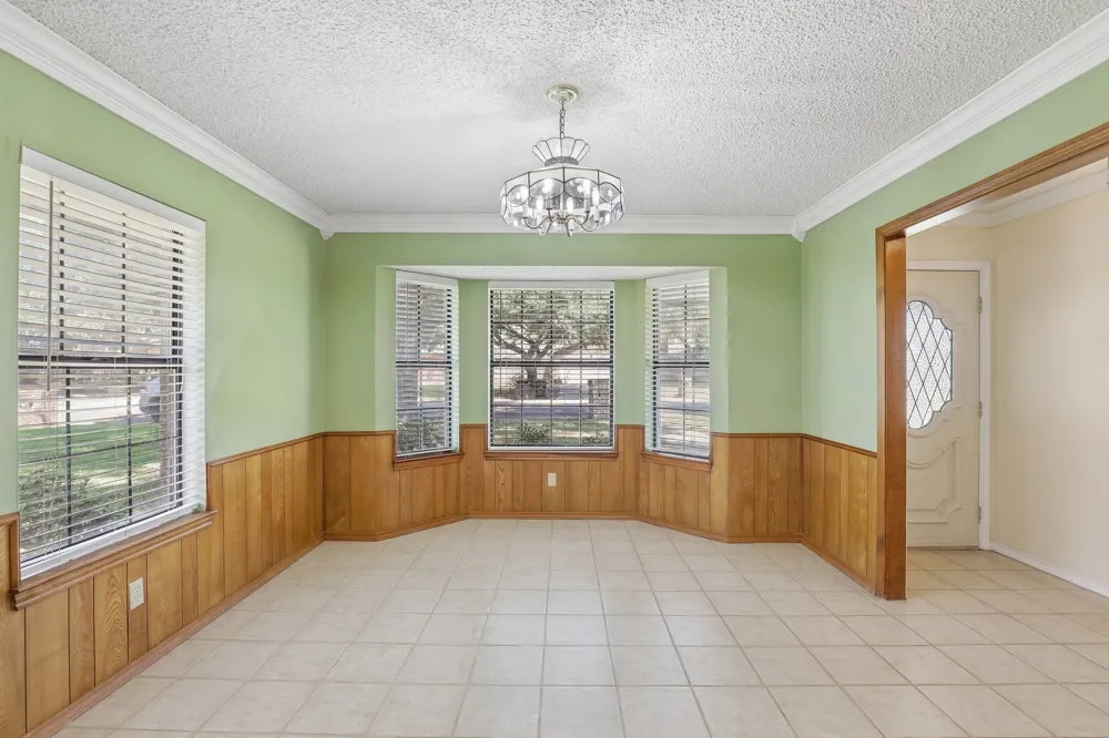 3805 Sunhill Drive Greenville, TX 75402