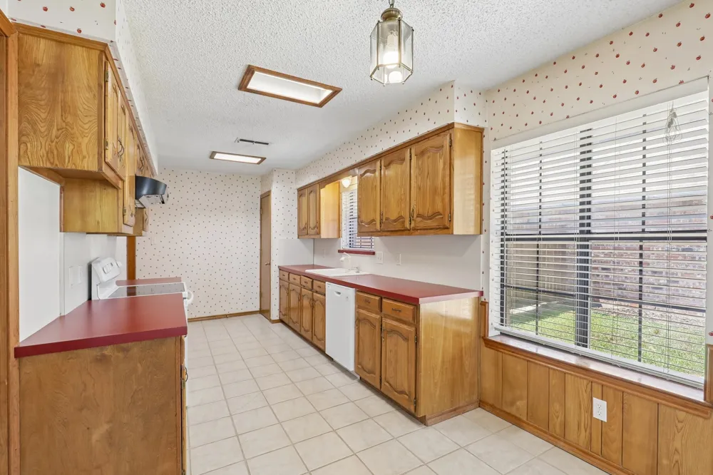 3805 Sunhill Drive Greenville, TX 75402