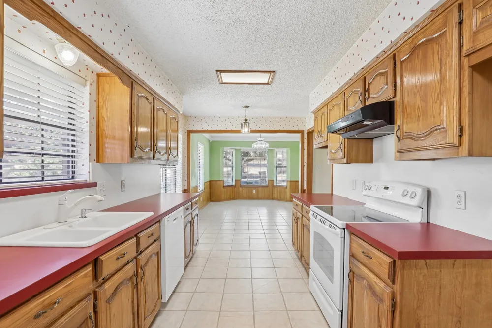 3805 Sunhill Drive Greenville, TX 75402