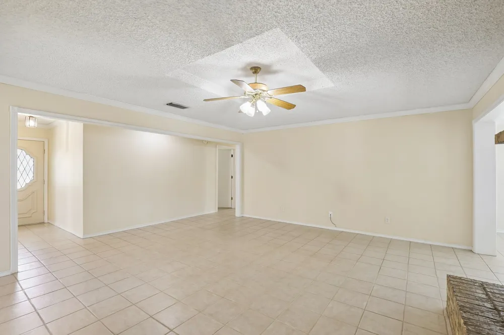 3805 Sunhill Drive Greenville, TX 75402