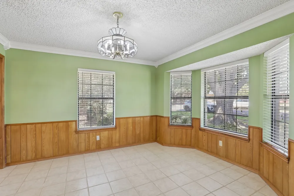 3805 Sunhill Drive Greenville, TX 75402
