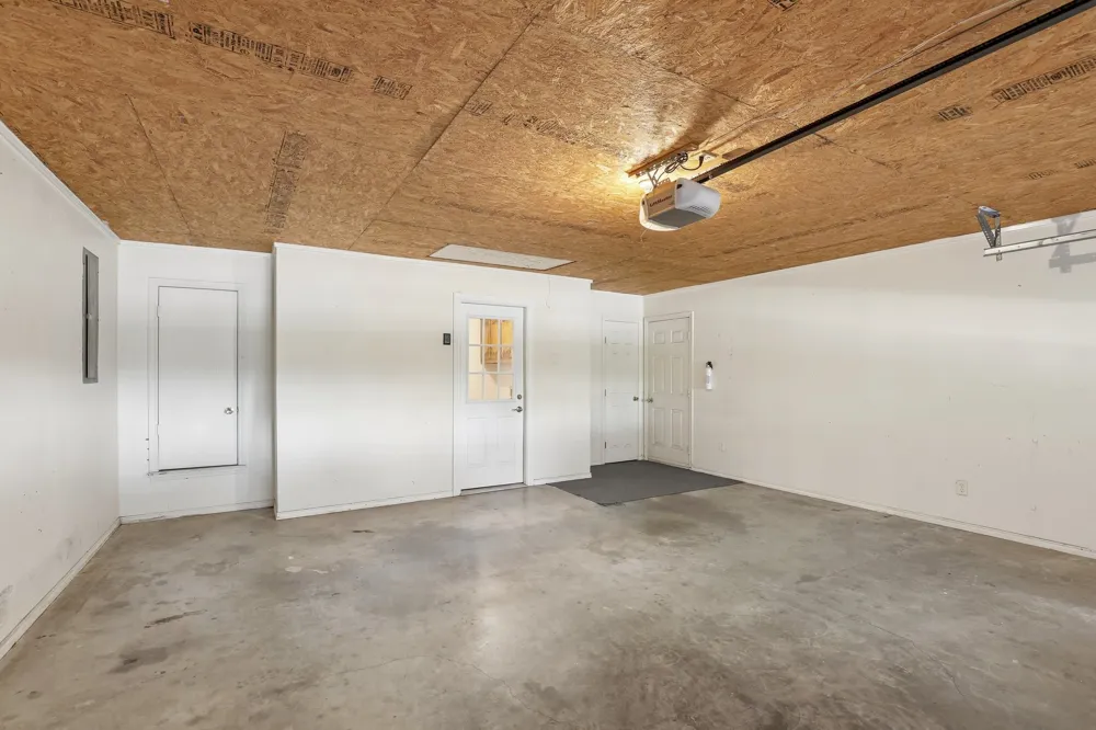 3805 Sunhill Drive Greenville, TX 75402