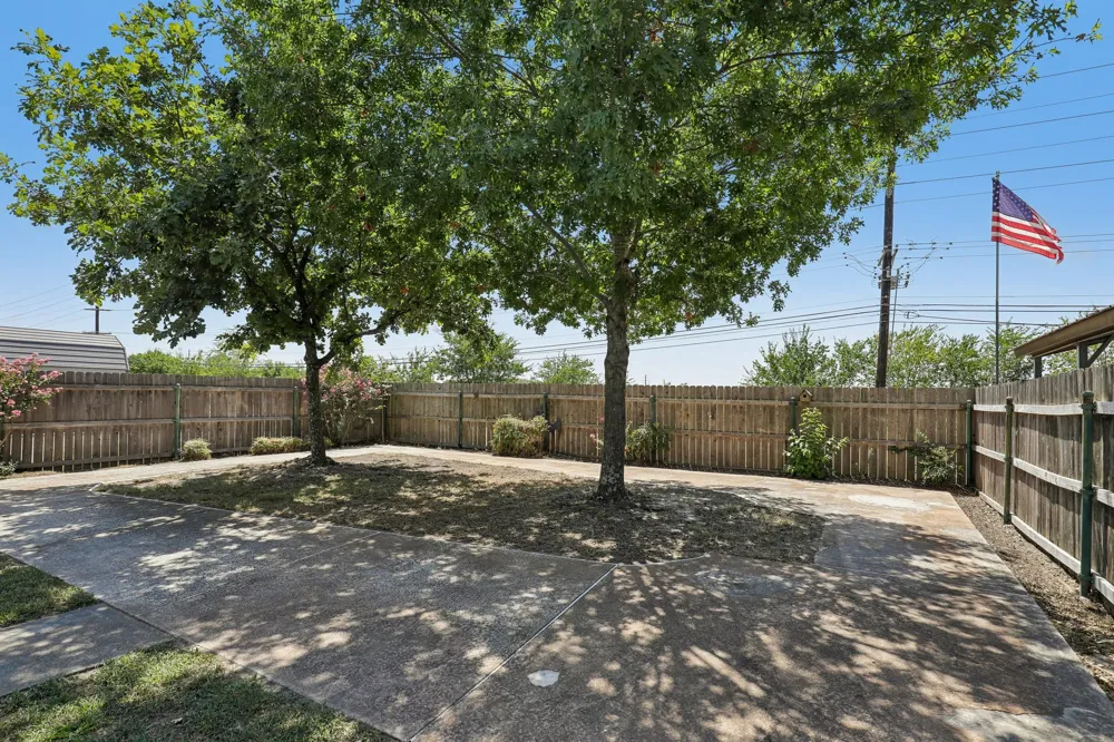 3805 Sunhill Drive Greenville, TX 75402