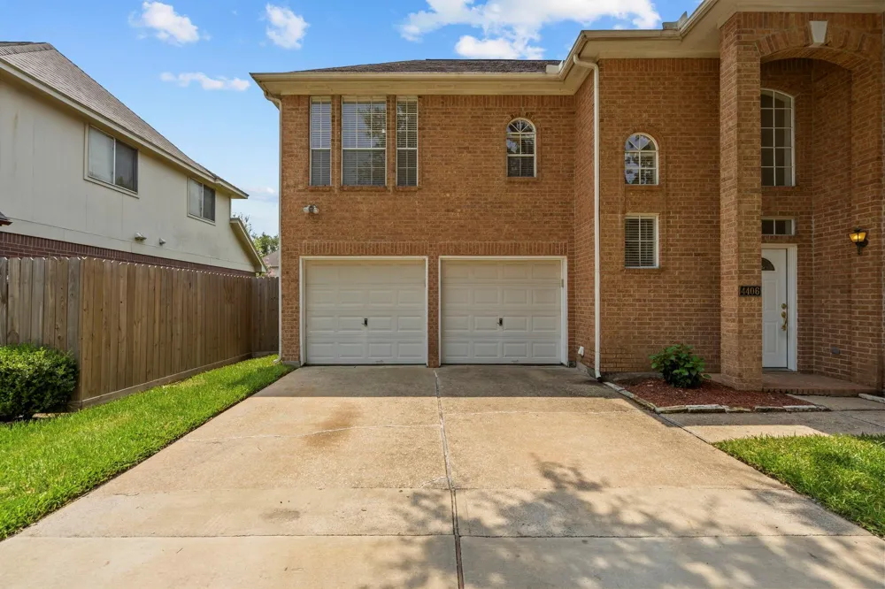 4406 Fountain Creek Court Pasadena, TX 77505