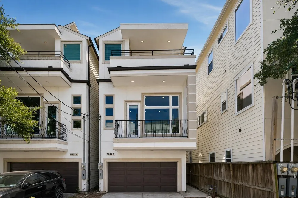 5631 Kiam Street #B Houston, TX 77007