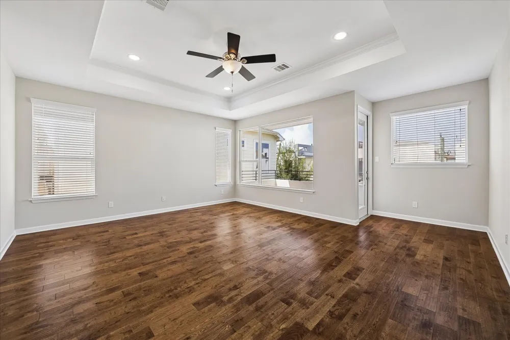 5631 Kiam Street #B Houston, TX 77007