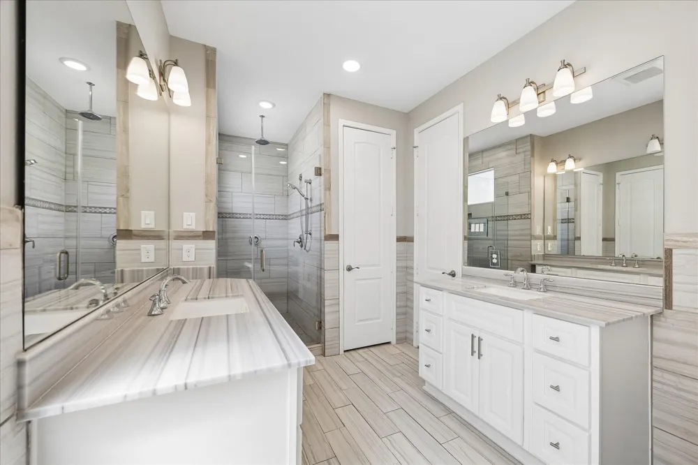 5631 Kiam Street #B Houston, TX 77007