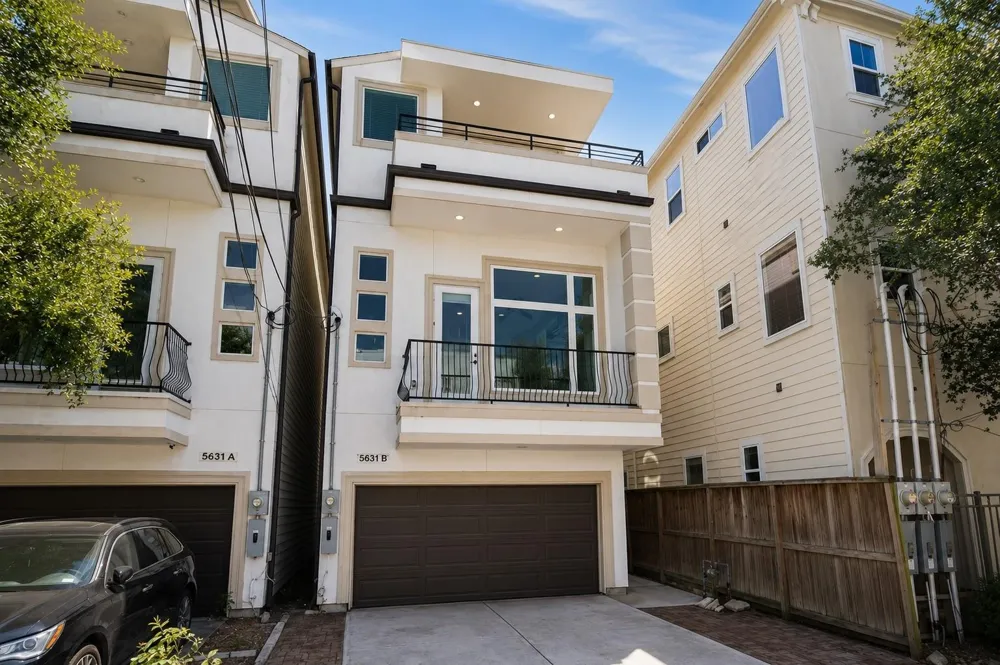 5631 Kiam Street #B Houston, TX 77007
