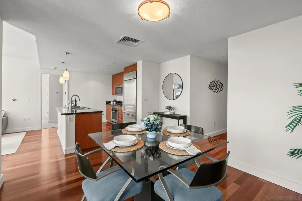 1205 Pacific #2704 San Diego, CA 92101