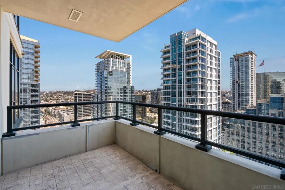 1205 Pacific #2704 San Diego, CA 92101