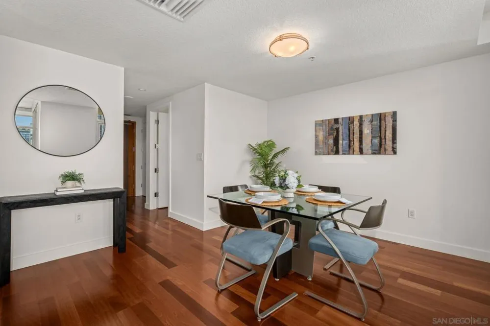 1205 Pacific #2704 San Diego, CA 92101