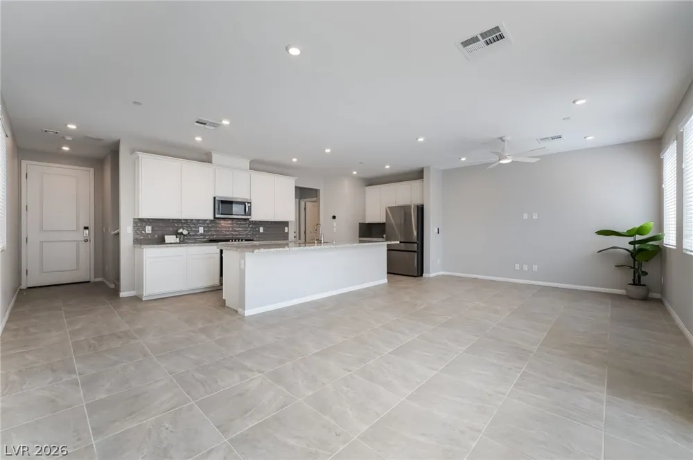 869 Greenspire Street Henderson, NV 89011