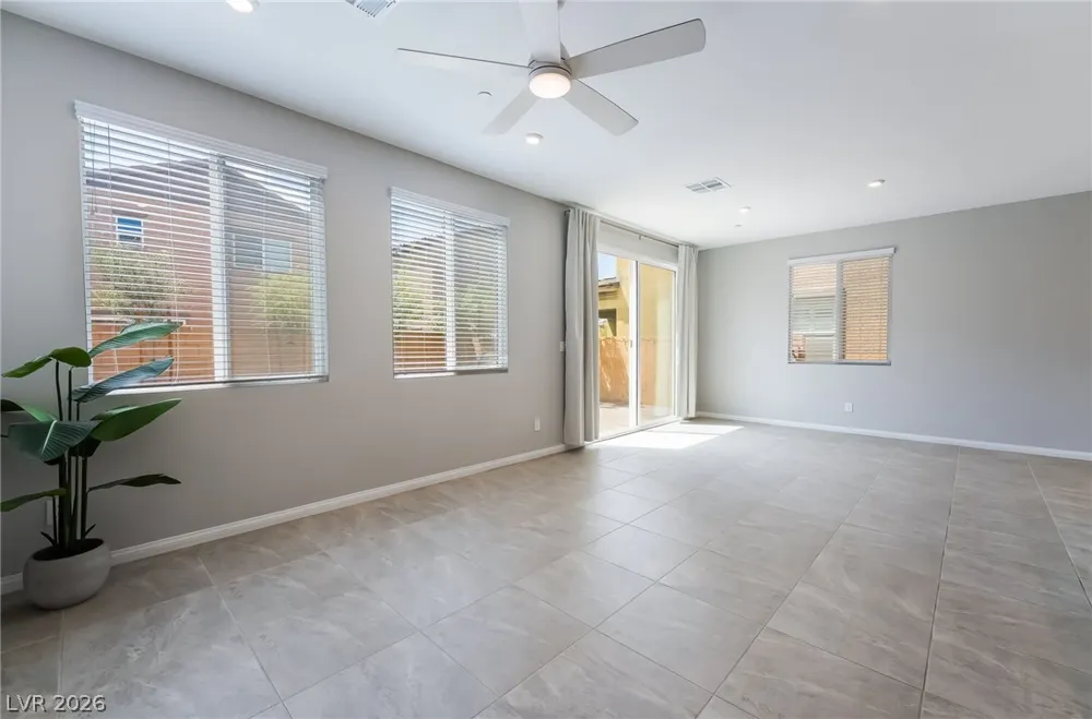 869 Greenspire Street Henderson, NV 89011