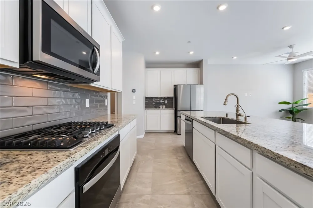 869 Greenspire Street Henderson, NV 89011