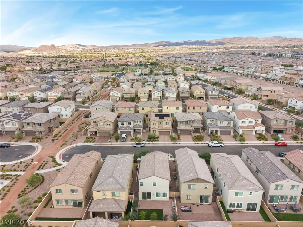 869 Greenspire Street Henderson, NV 89011