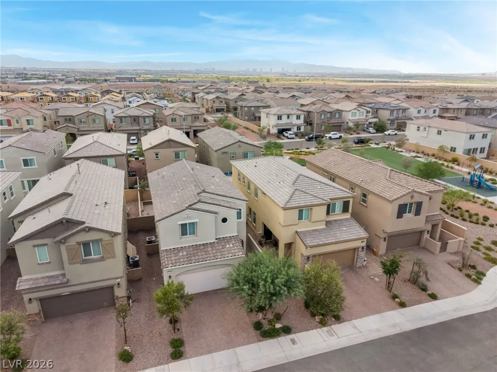 869 Greenspire Street Henderson, NV 89011