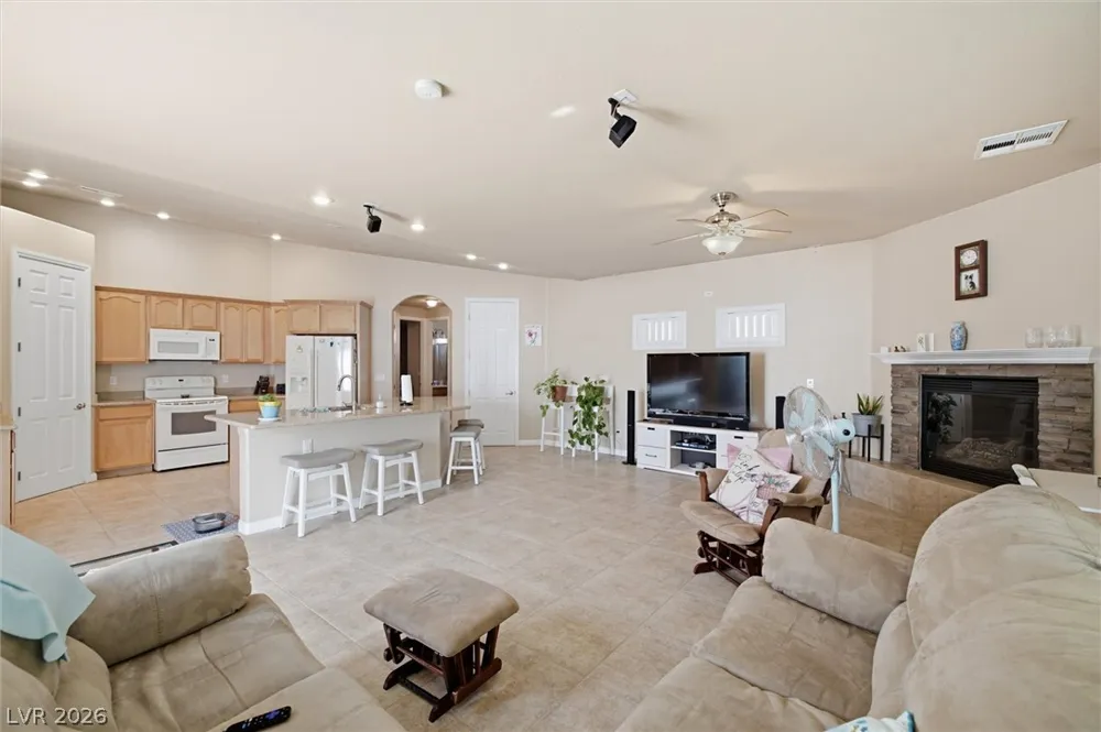 4940 Stubblefield Drive Pahrump, NV 89061