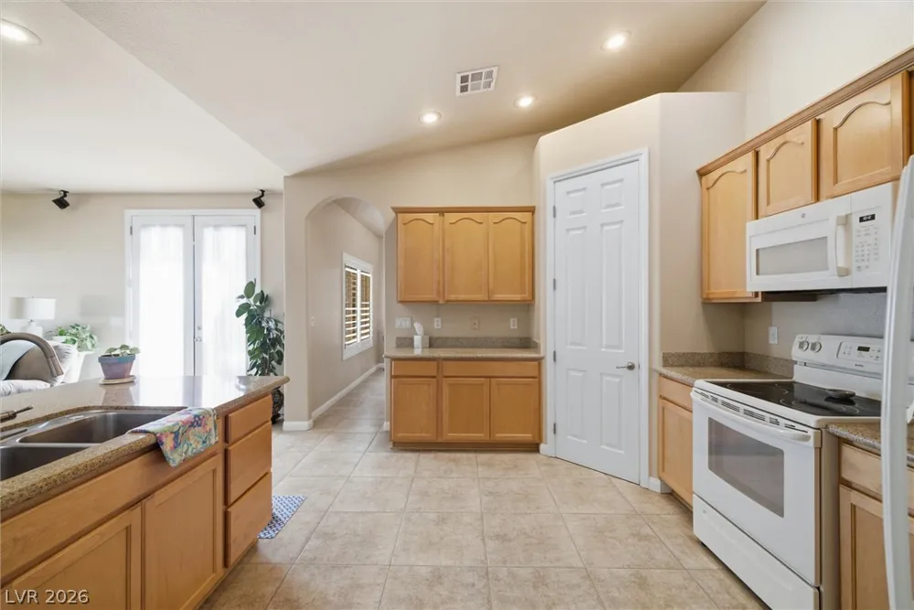 4940 Stubblefield Drive Pahrump, NV 89061