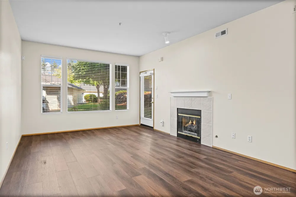 4714 Mill Pond Drive SE #403 Auburn, WA 98092